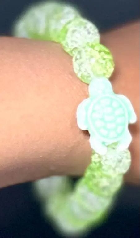 Turtle Beaded Bracelet (1pc) Beaded bracelet 7 in Green 